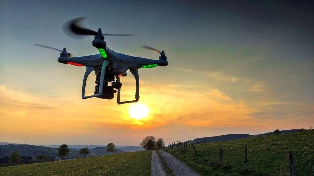 Khảo Sát Địa Hình Bằng Flycam (UAV) tại Bách Việt United